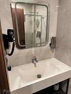GNC AIRPORT HOTEL