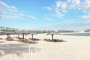 LUX The Palm Island Shoreline Suite