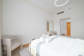 LUX The Palm Island Shoreline Suite