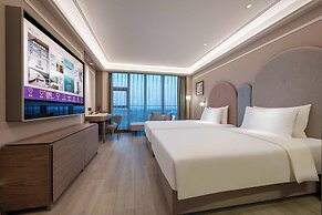 Mercure Nantong Suxitong Riverside