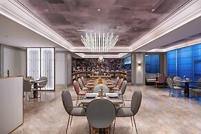 Mercure Nantong Suxitong Riverside