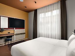 You Hotel Budapest - Handwritten Collection