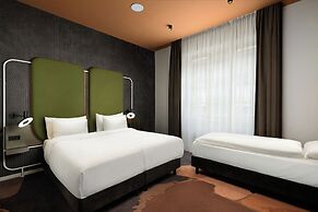 You Hotel Budapest - Handwritten Collection