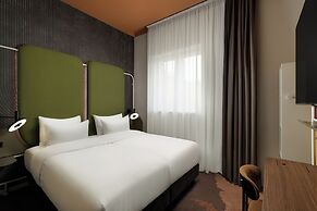 You Hotel Budapest - Handwritten Collection