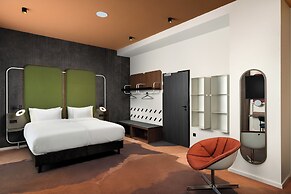 You Hotel Budapest - Handwritten Collection