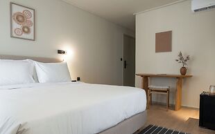 Gnamma Hotel