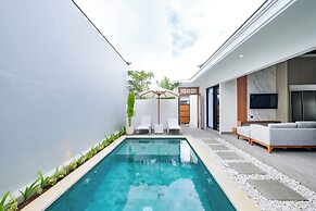 The Moringa Bukit Villas