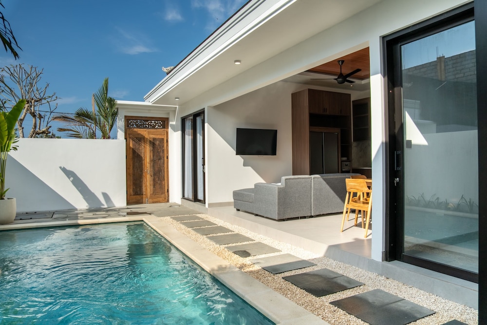 The Moringa Bukit Villas
