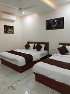Hotel RR Inn