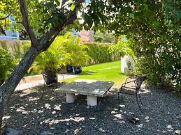 Concierge Services Walk to Beaches Restaurants