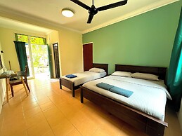 Papaya Resort