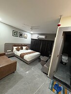 Hotel R Town