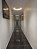 Hotel R Town