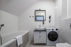 Leba Boutique Apartments.