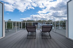 Leba Boutique Apartments.