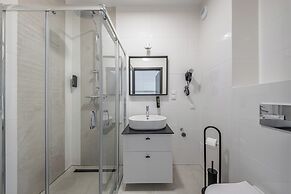 Leba Boutique Apartments.