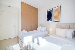 LUX The Orchid Creek Beach Suite
