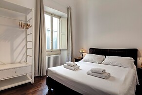 Nerone Apartment by Mamo Florence