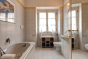 Farinata Apartment by Mamo Florence