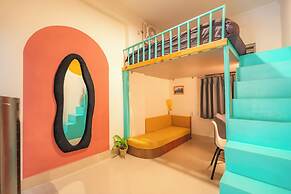 Hostel De Offlanders Rishikesh • Stay • Connect • Explore
