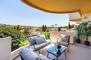 Amazing 3BD apt and Pool. Señorío de Aloha