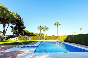 Magnificent 3BD Duplex With Pool. Aloha Golf II