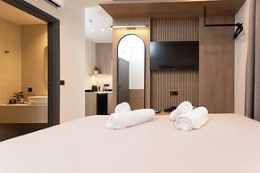 Armonia Seaview Suites