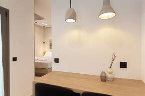 Armonia Seaview Suites