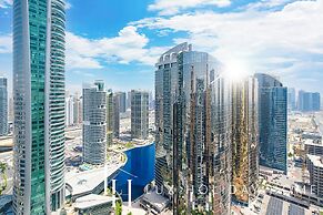 LUX The Bonnington JLT Suite