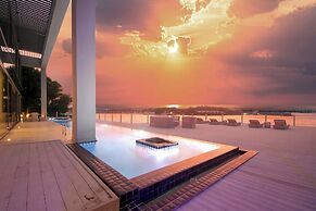Luxury Overwater Paradise - Nurai Island