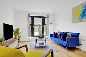 1 Bed Flat - Sleeps 3 - Parking