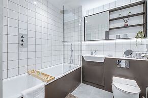 1 Bed Flat - Sleeps 3 - Parking