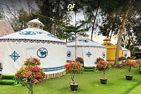Bau Trang U&ME Glamping Resort