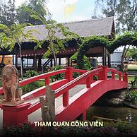 Bau Trang U&ME Glamping Resort