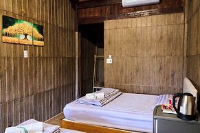 Bau Trang U&ME Glamping Resort