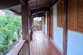 Bau Trang U&ME Glamping Resort