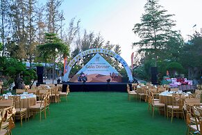 Bau Trang U&ME Glamping Resort