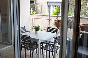 Rental in Rome Casa de Leyva Apartment