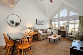 Crystal Suite at Glacier Lodge