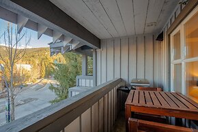 Crystal Suite at Glacier Lodge