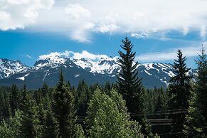 Emerald Chalet