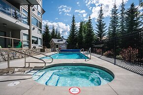 Flute Escape at Greystone Lodge
