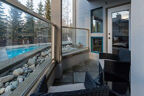 Flute Escape at Greystone Lodge