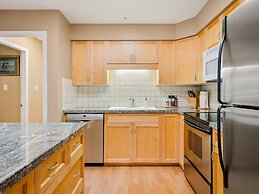 Glacier Suite at Snowberry