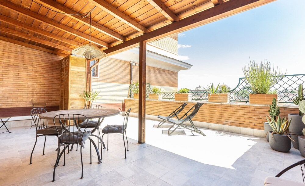 Rental in Rome Constance Terrace Apartment