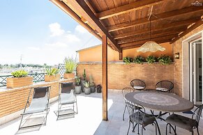 Rental in Rome Constance Terrace Apartment