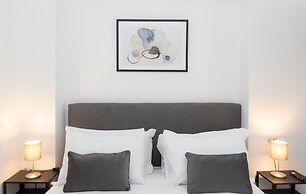 Rental in Rome Constance Terrace Apartment