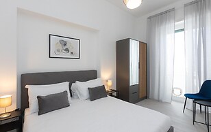 Rental in Rome Constance Terrace Apartment