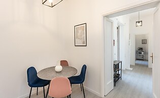 Rental in Rome Constance Terrace Apartment