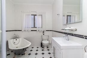 Sandbaai Country House